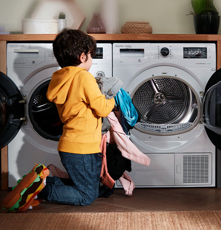 A Quick Comparison Between Front Load Washing Machine and Washer Dryer Combo